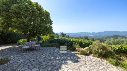 Domaine fermé provençale 11 chambres avec vue panoramique - Seillans