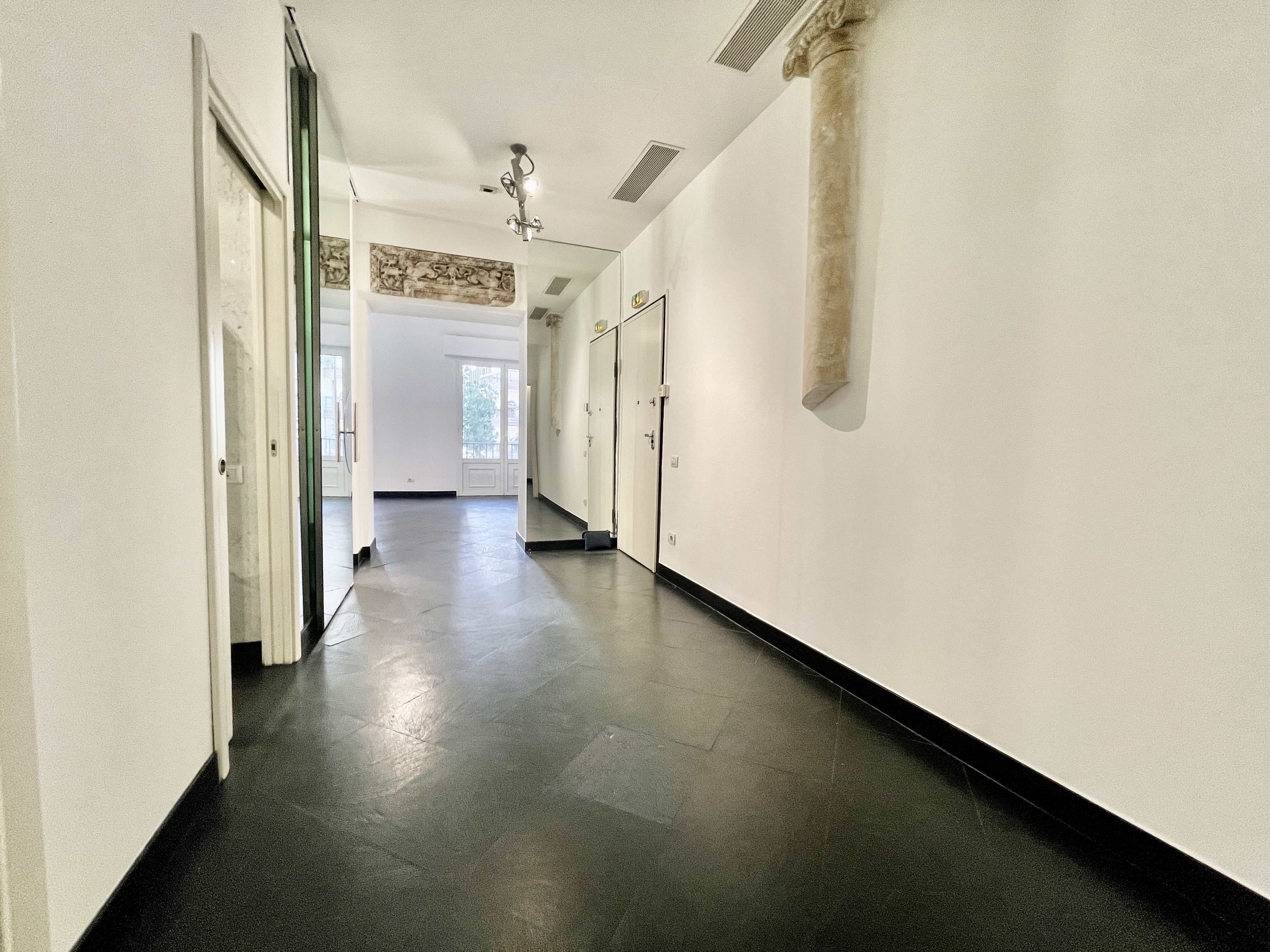 Monte-Carlo | Villa Europe – Appartement avec balcon près du Carré d’Or