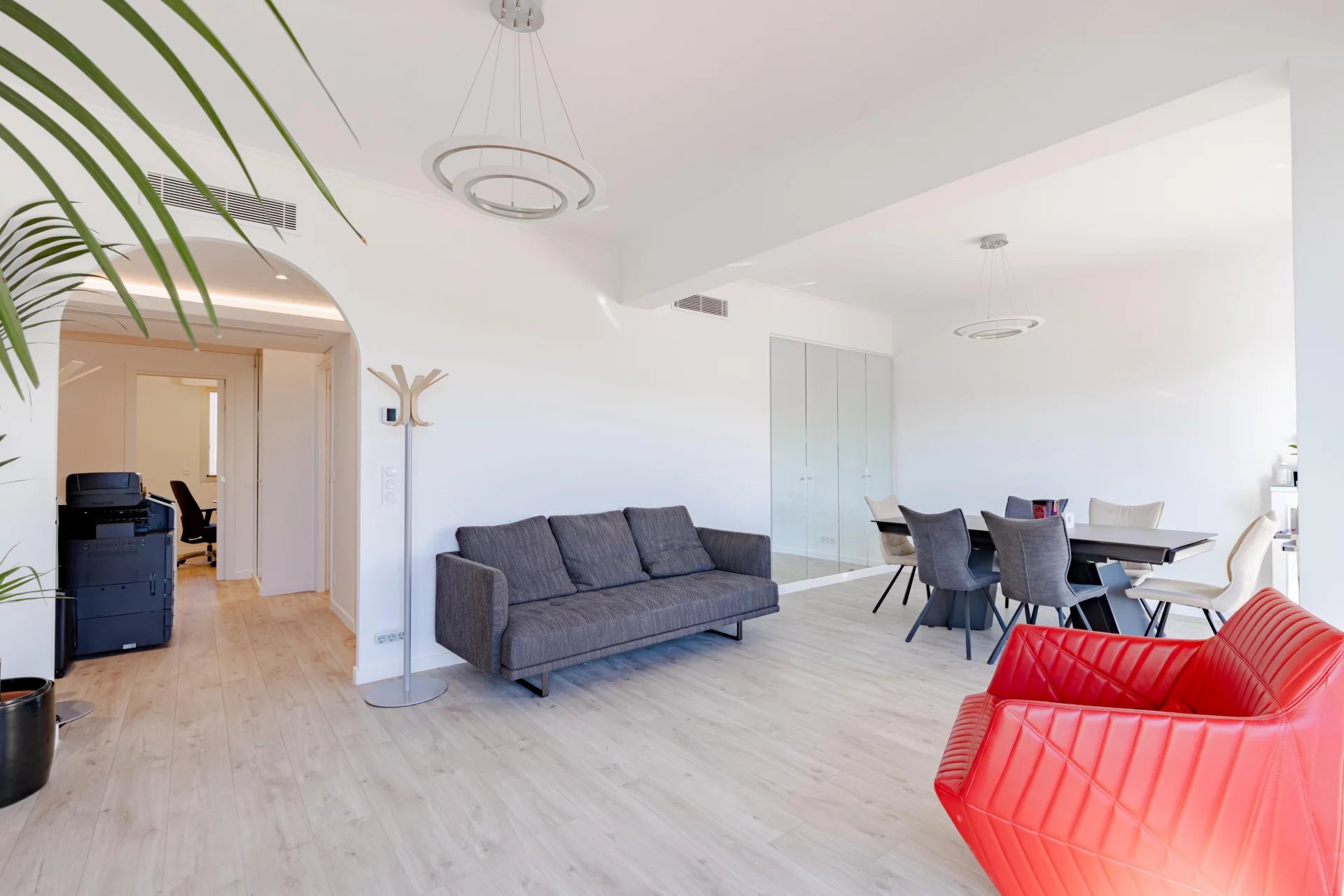 Appartement 3 pièces avec vue port et Grand Prix