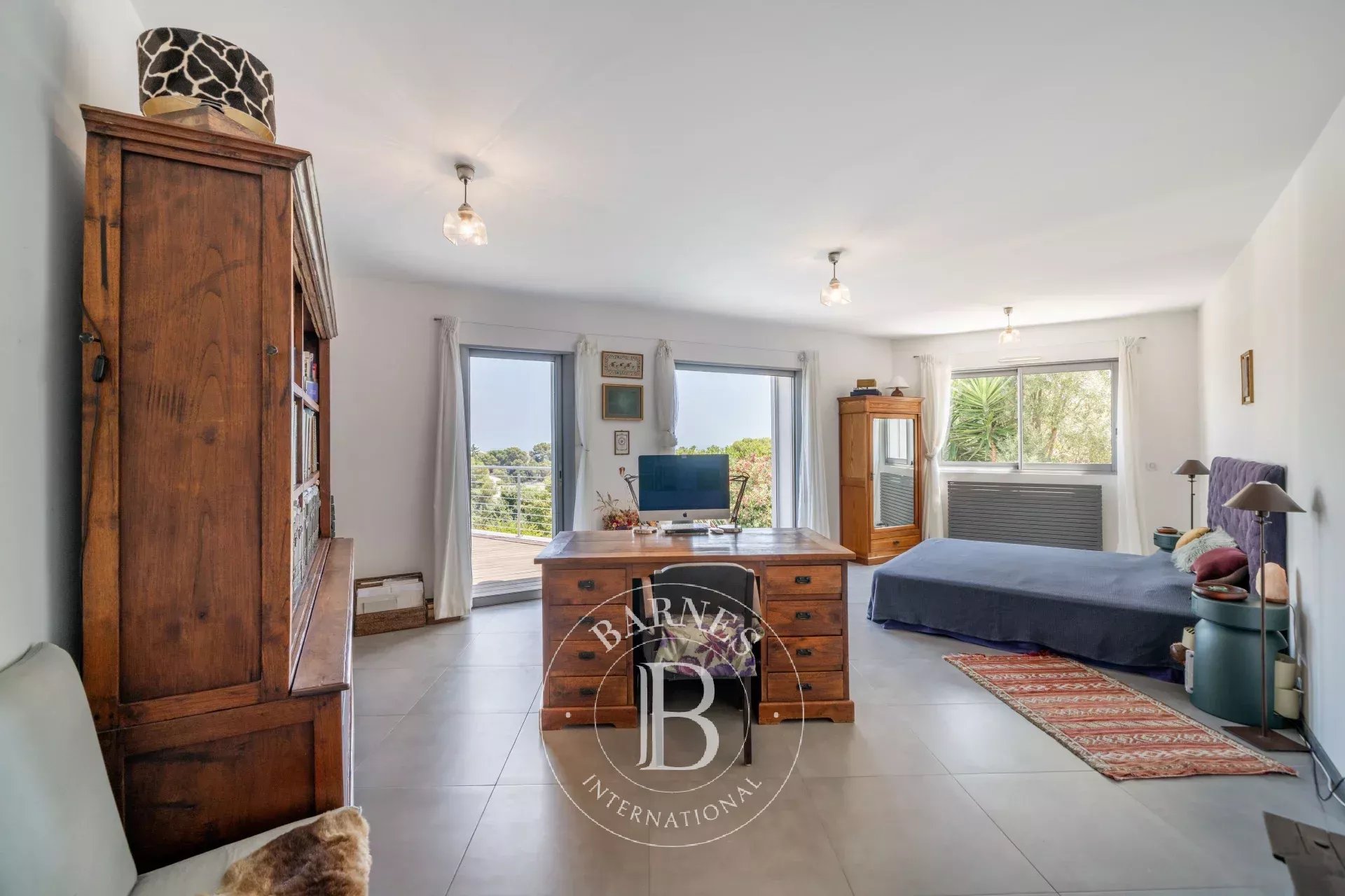 Cagnes-sur-Mer - Élégante villa contemporaine avec vue mer et montagnes