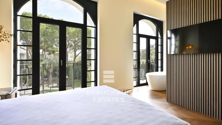 villa art déco 6 chambres avec piscine - cap d'antibes