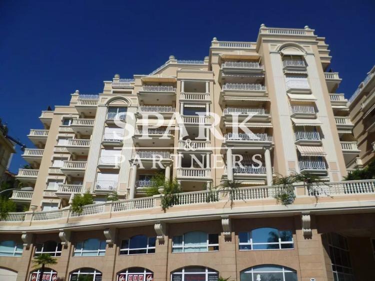 Monaco - la Rousse - Emplacement de parking