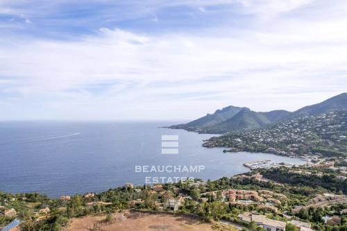 Terrain plat - Vue mer panoramique - Theoule sur Mer