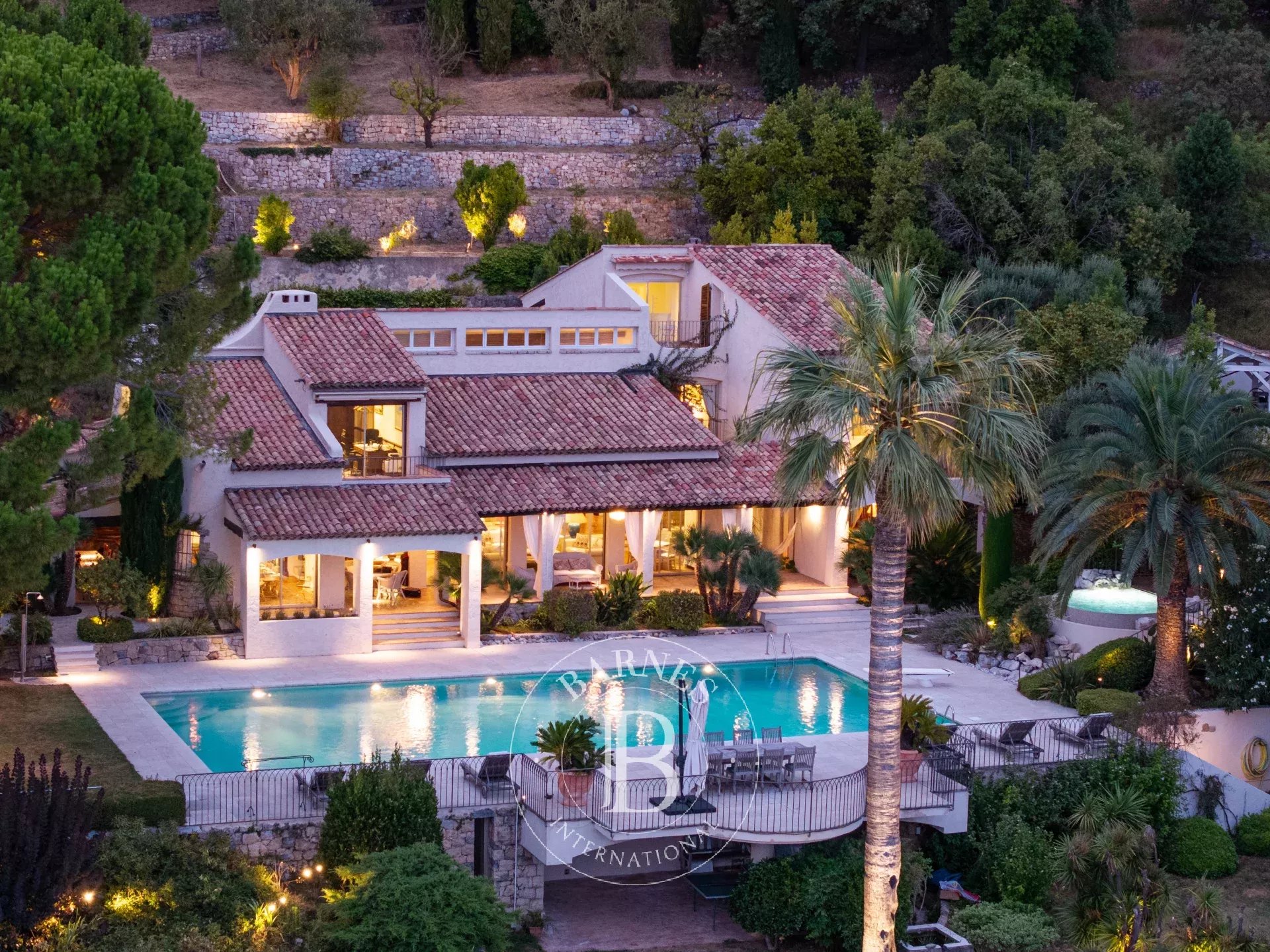 Propriété d’exception à Vence avec vue panoramique mer & montagne