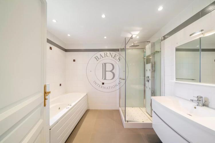 MOUGINS – DOMAINE PRIVÉ – PROCHE MOUGINS SCHOOL