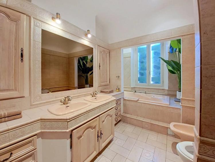 VENTE APPARTEMENT CANNES BANANE - SUPERBE VUE PANORAMIQUE