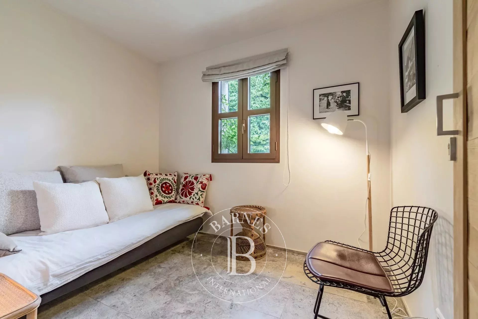 Chateauneuf-Grasse - Mas Contemporain avec Vue Mer, 5 Chambres