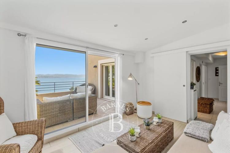 MAGNIFIQUE VILLA THEOULE SUR MER