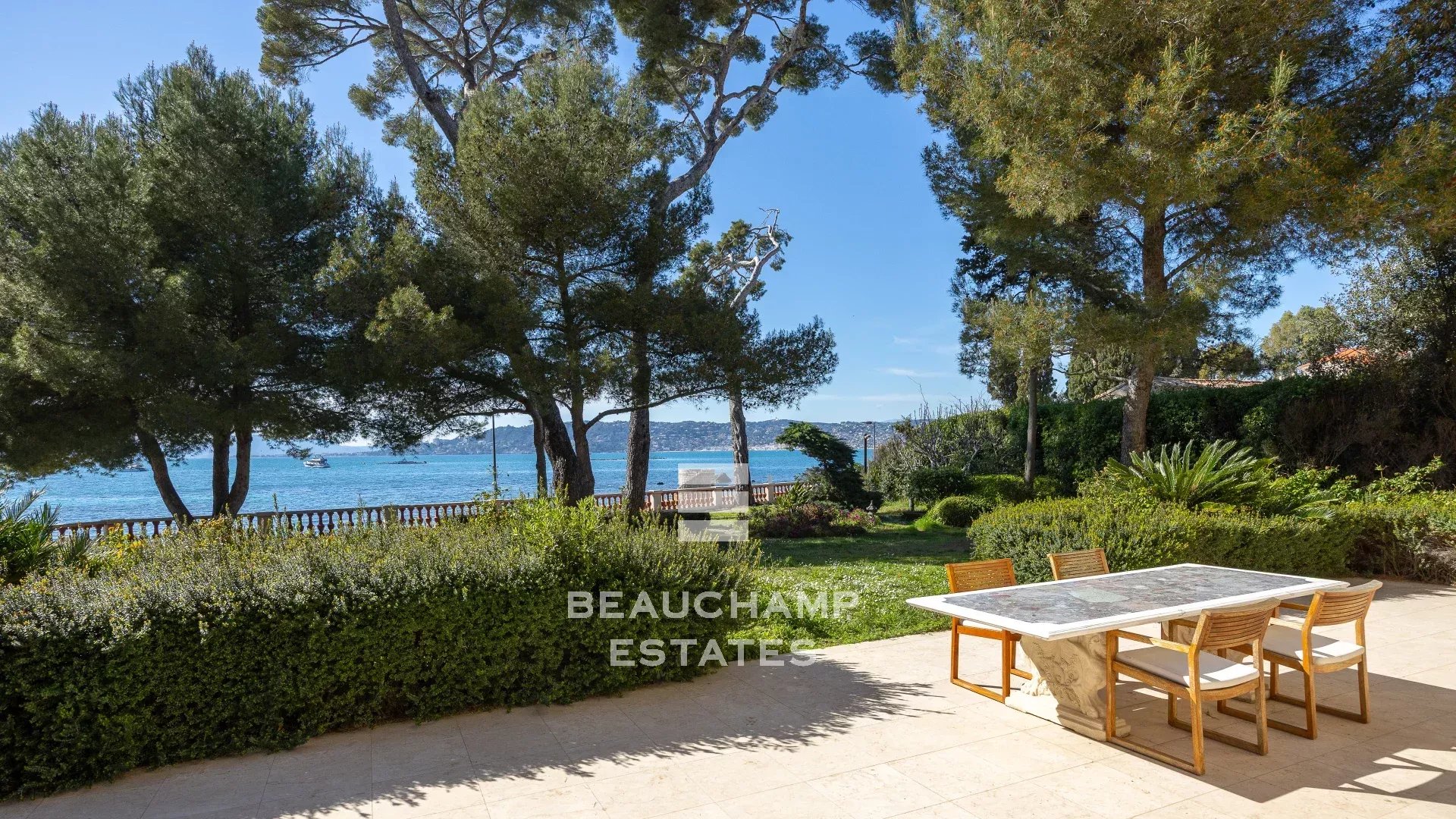 Propriété Belle Époque 8 chambres avec vue mer panoramique - Cap d'Antibes