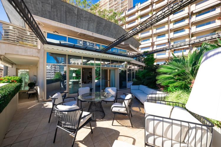 MAGNIFIQUE PENTHOUSE RENOVE