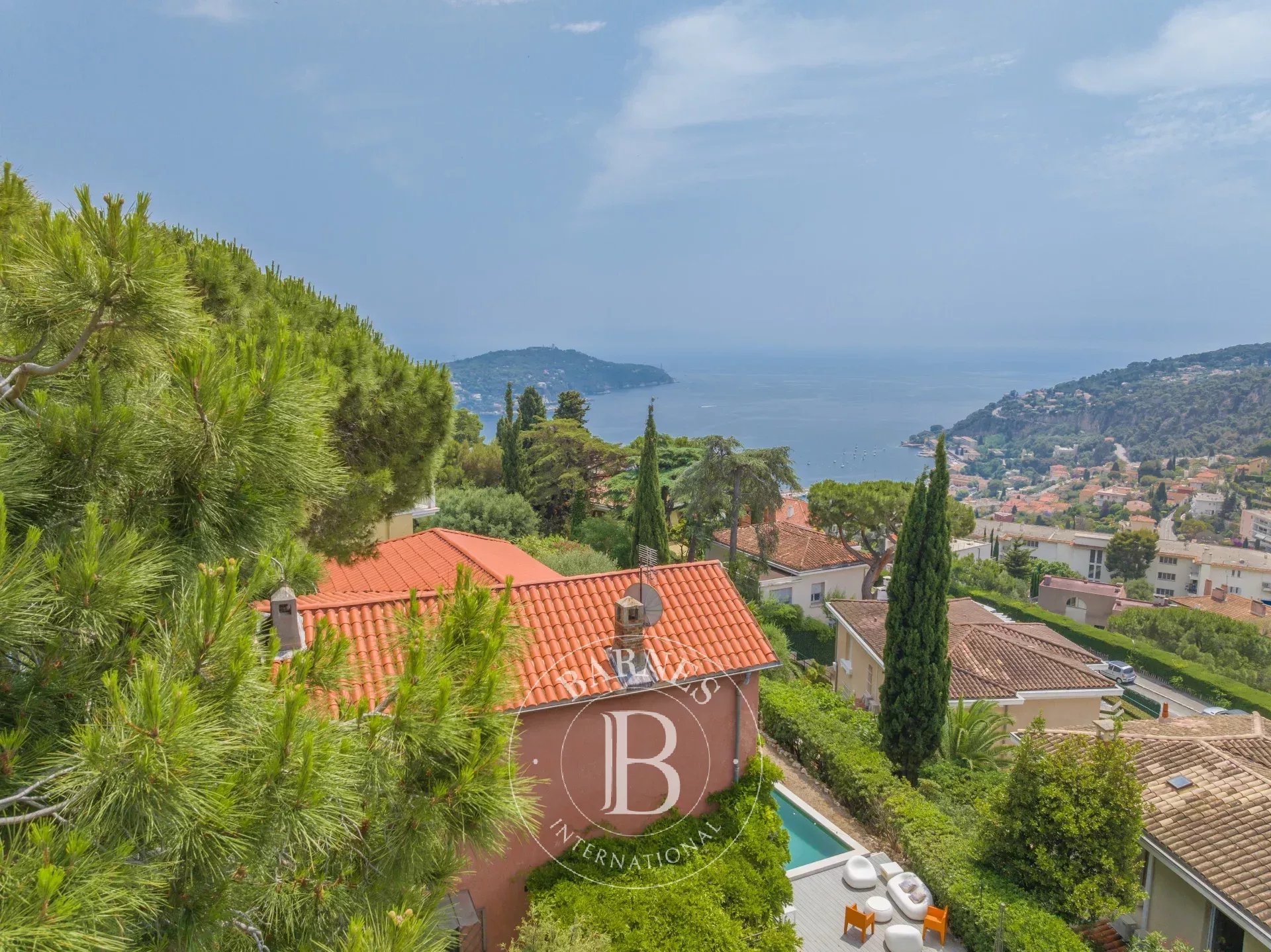 VILLEFRANCHE-SUR-MER - VILLA AVEC VUE MER