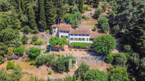 Grasse - Bastide du 18ème siècle vue mer - 8 chambres dont appartement indépendant