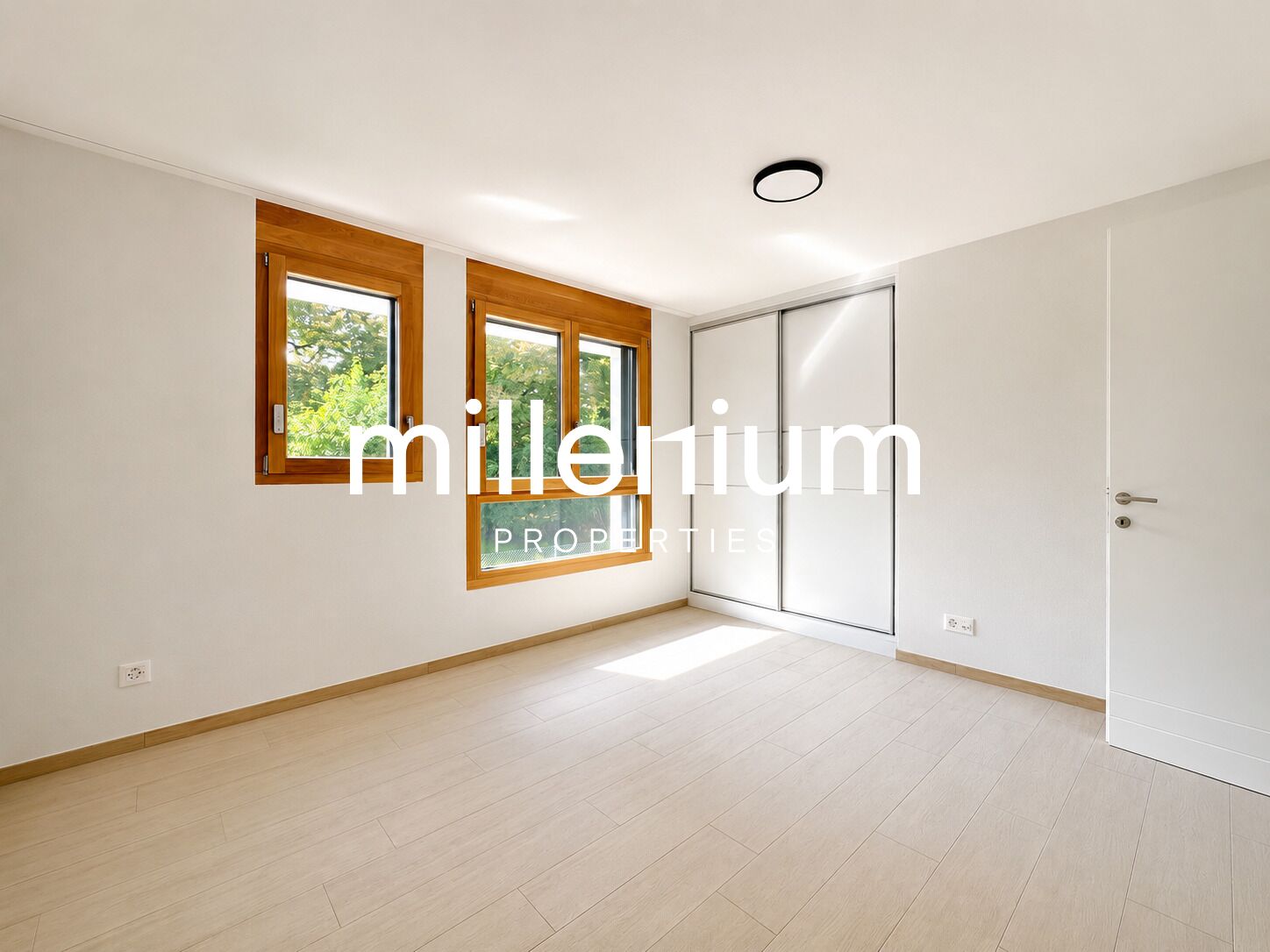Maison moderne 7P avec studio indépendant