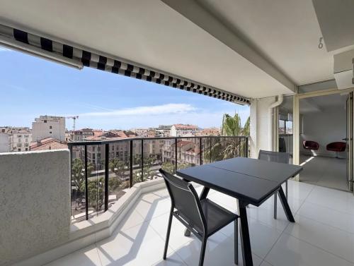 DUPLEX DERNIER ÉTAGE CANNES 4P TERRASSE