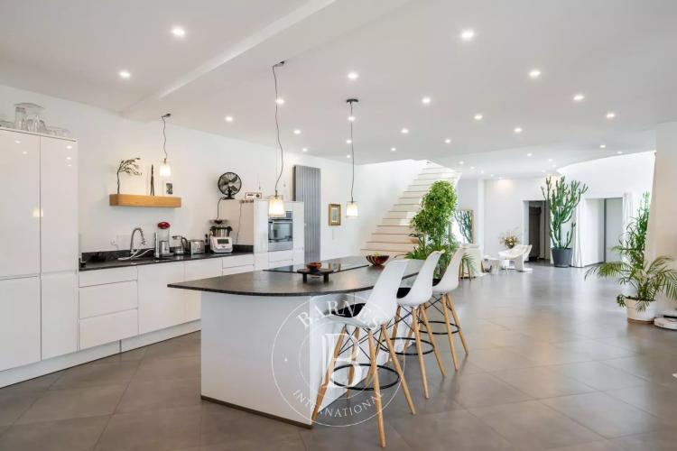 Cagnes-sur-Mer - Élégante villa contemporaine avec vue mer et montagnes
