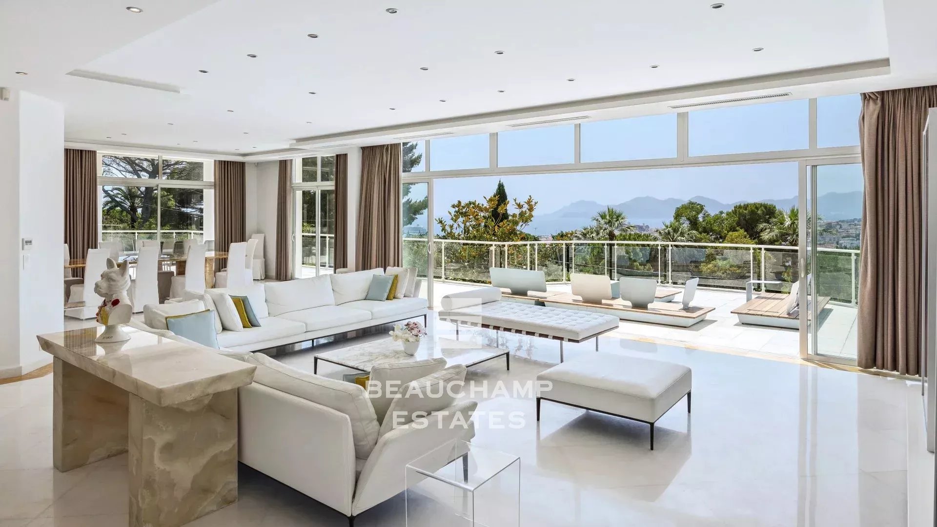 Villa moderne avec vue mer panoramique - Cannes Oxford