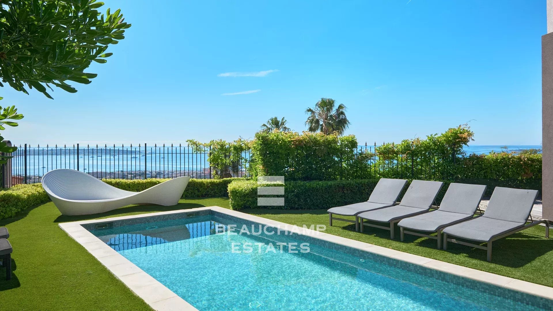 Exclusivité - Villa moderne 5 chambres avec vue mer panoramique - Golfe Juan