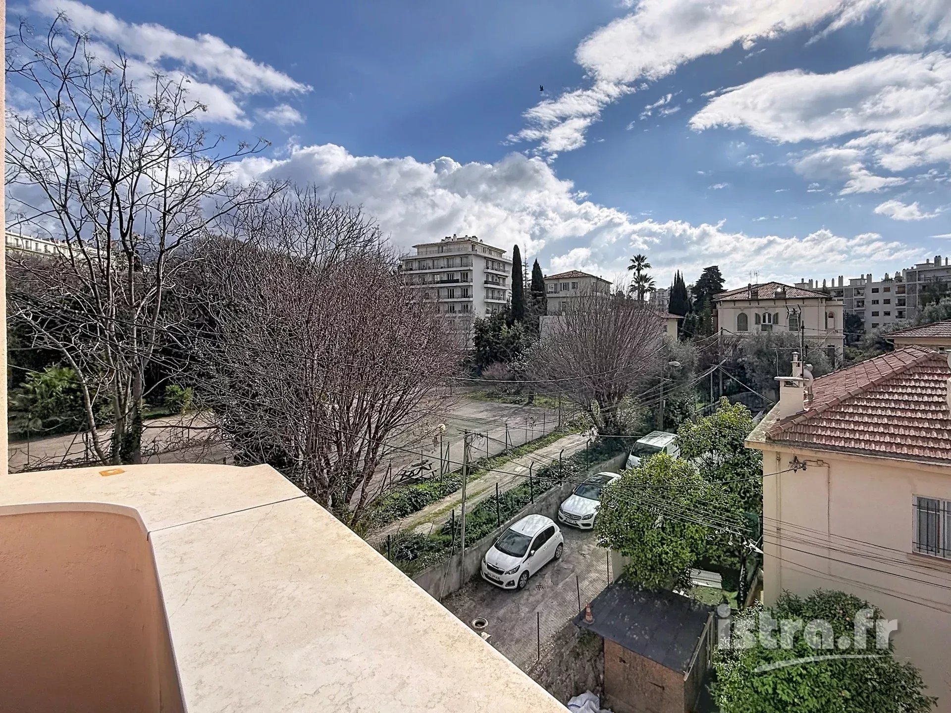 Nice Cimiez : Propriété de 435m² comprenant 6 appartements