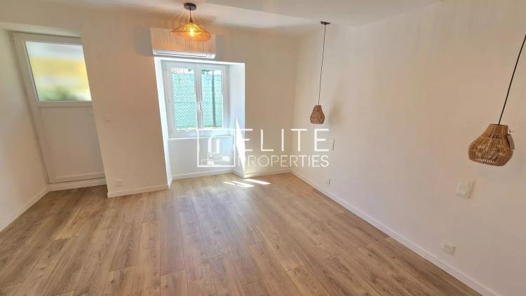 MAISON DE VILLAGE 3 PIÈCES + JARDIN VUE MER – SPÉRACÈDES