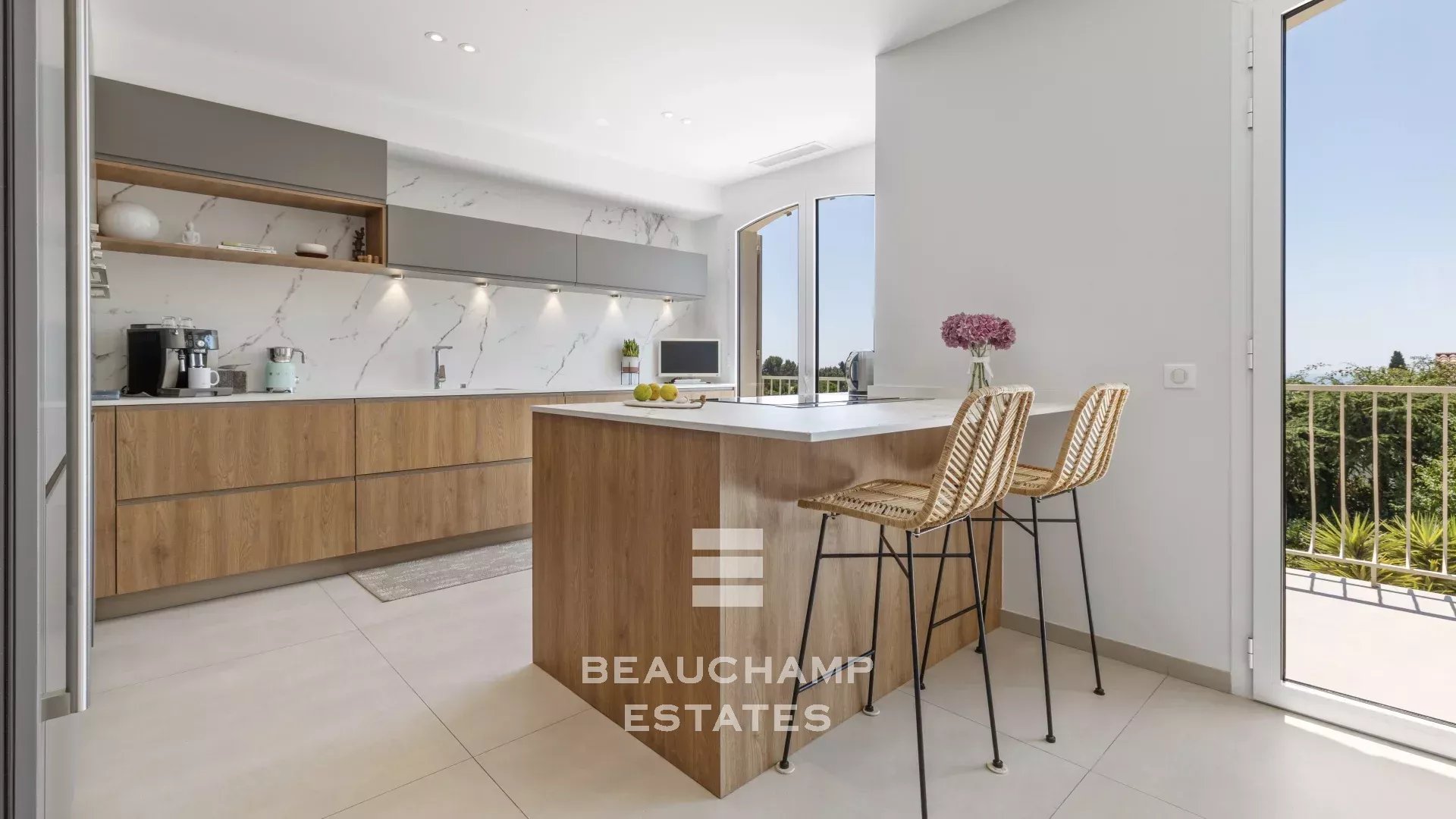Villa 5 chambres néo-provençale avec aperçu mer - La Roquette-sur-Siagne