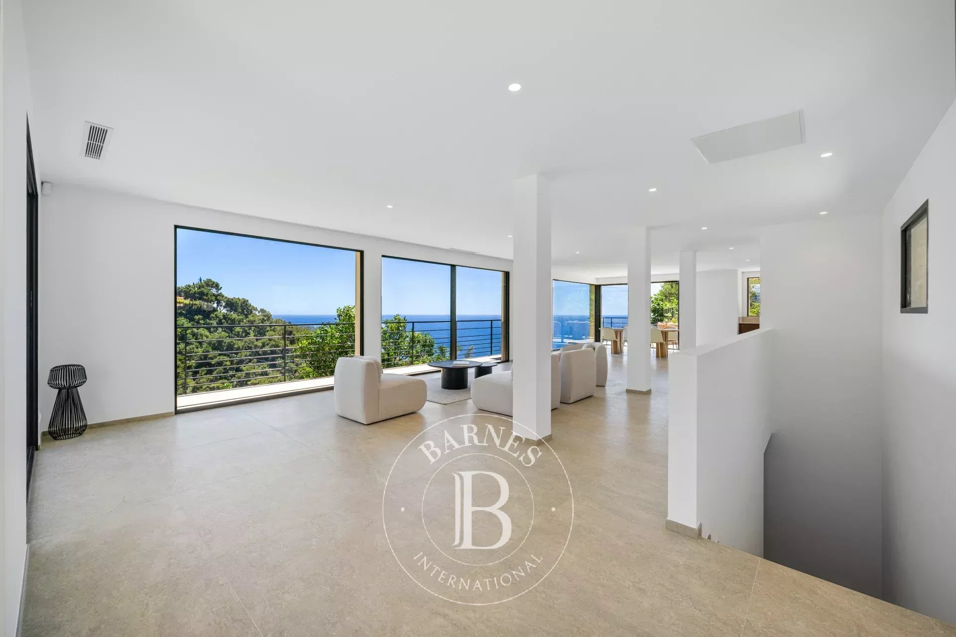 ROQUEBRUNE CAP MARTIN - VILLA CONTEMPORAINE - SECTEUR SERRET - VUE MER PANORAMIQUE