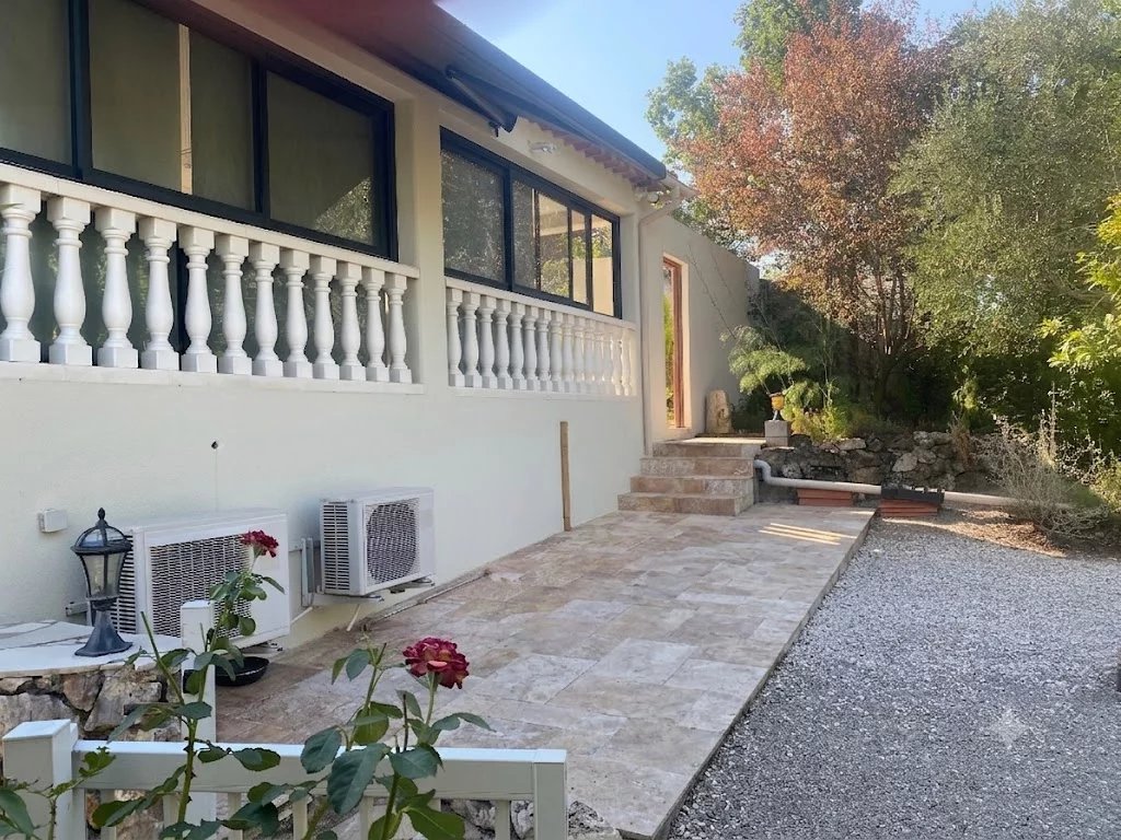VIDAUBAN  BELLE VILLA 2 APPARTEMENTS 136M2 PRES DU CENTRE