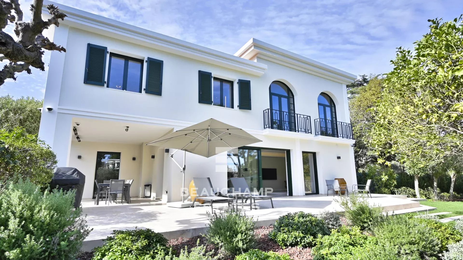 villa art déco 6 chambres avec piscine - cap d'antibes