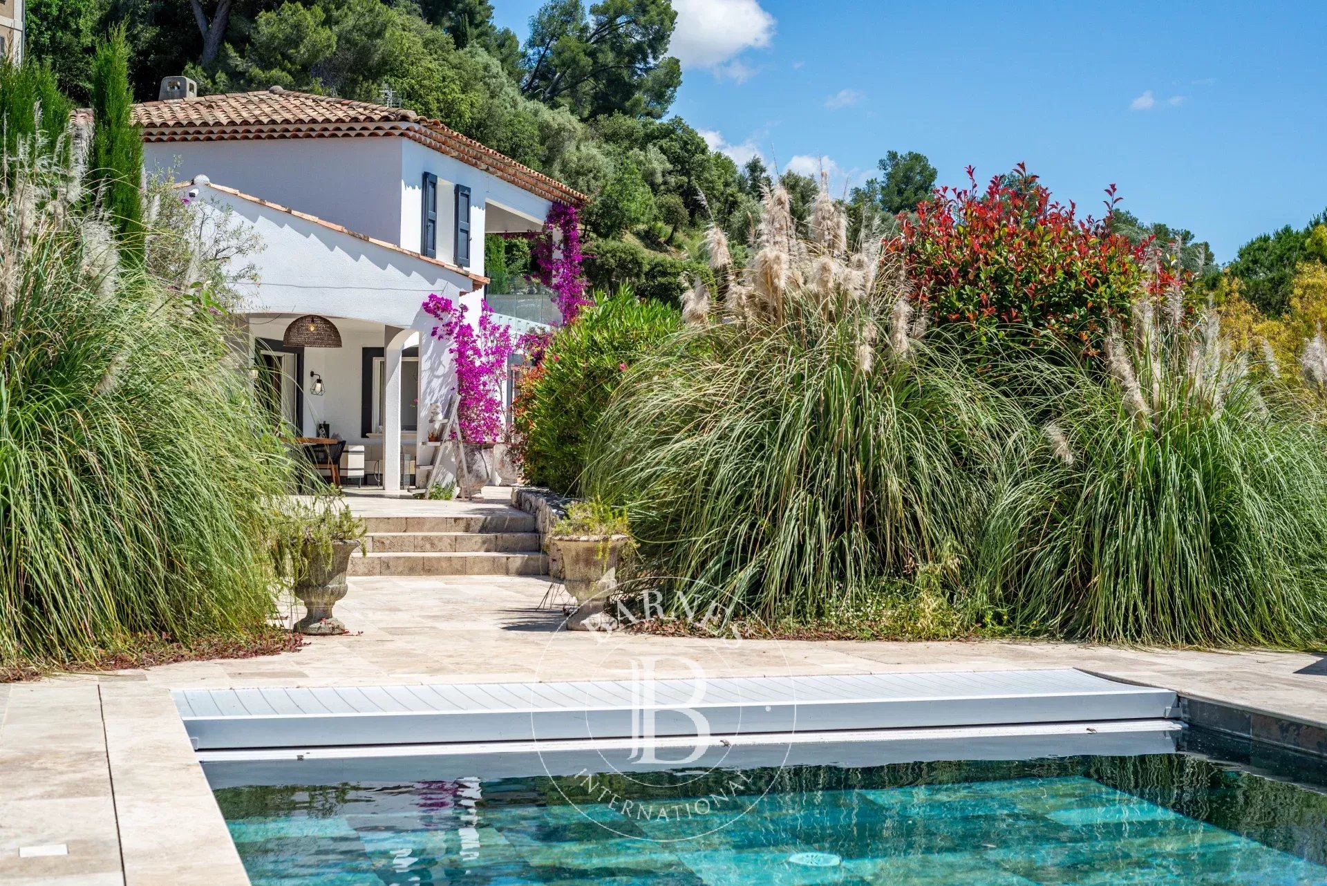 Aux portes de Saint-Paul de Vence - Superbe villa vue panoramique mer