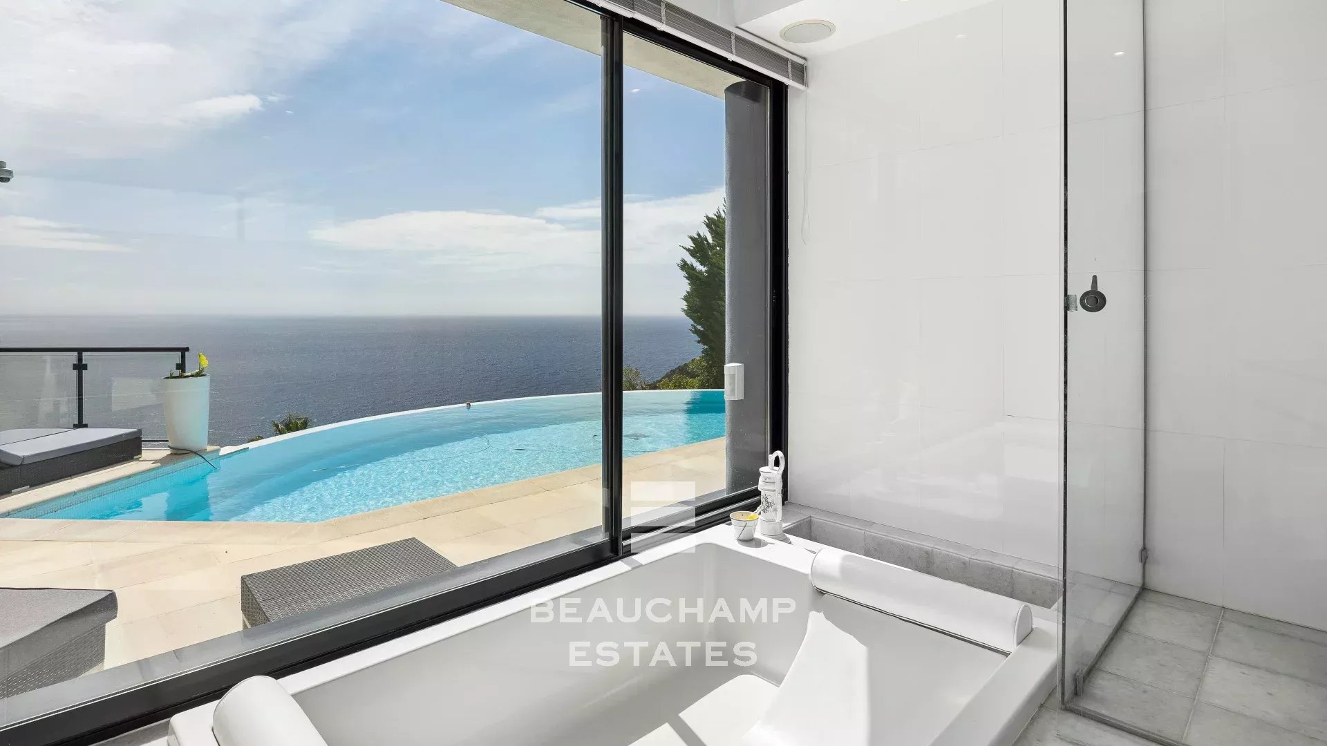 Villa contemporaine 4 chambres avec vue mer panoramique - Èze