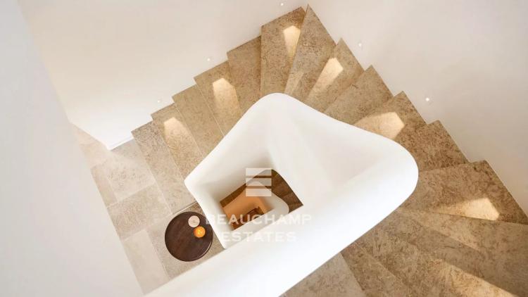 Villa néo-provençale 6 chambres avec piscine et vue mer - Super Cannes