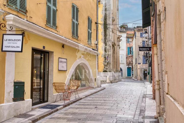 Deux appartements au cœur du village de Saint-Tropez