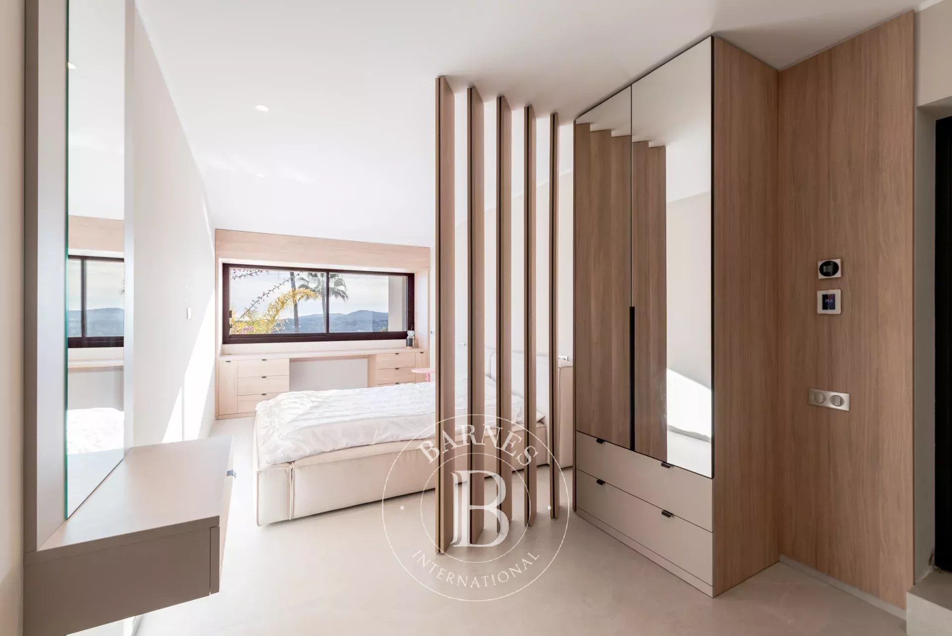 Villa d’exception clé en main avec vues panoramiques mer – Domaine privé sécurisé