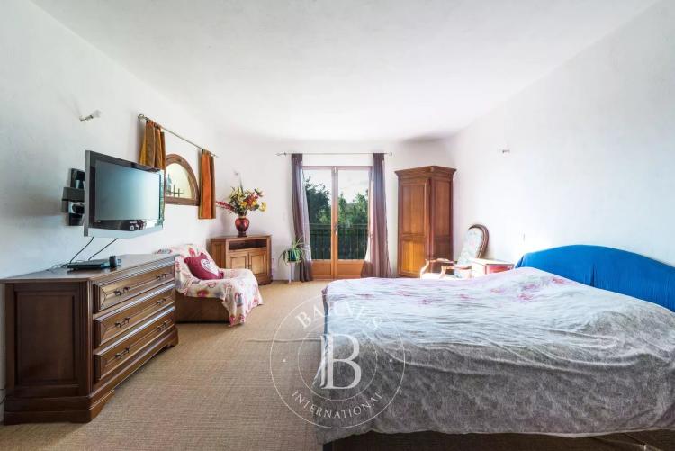Saint-Cézaire-sur-Siagne - 4 chambres et un appartement indépendant 2 chambres