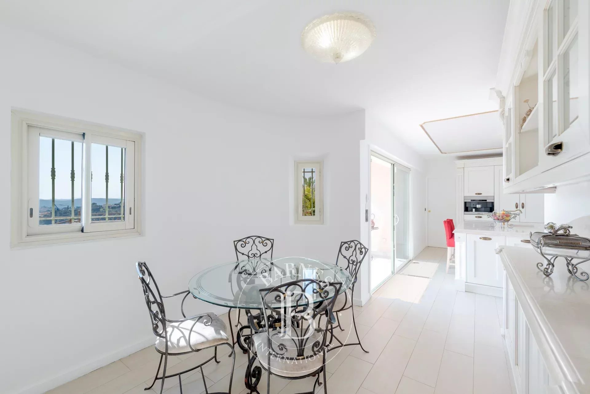 CAGNES-SUR-MER – PROPRIÉTÉ D’EXCEPTION EN POSITION DOMINANTE – VUE PANORAMIQUE MER