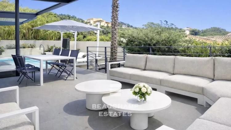 Luxueuse villa contemporaine à 100 mètres du centre villa de Saint-Tropez