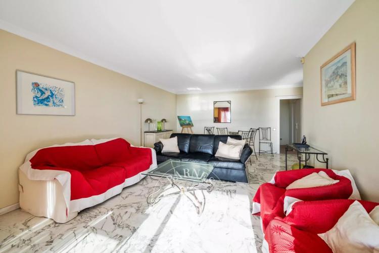 NICE – LA LANTERNE — APPARTEMENT TRAVERSANT AVEC VUES MER & GRANDE TERRASSE