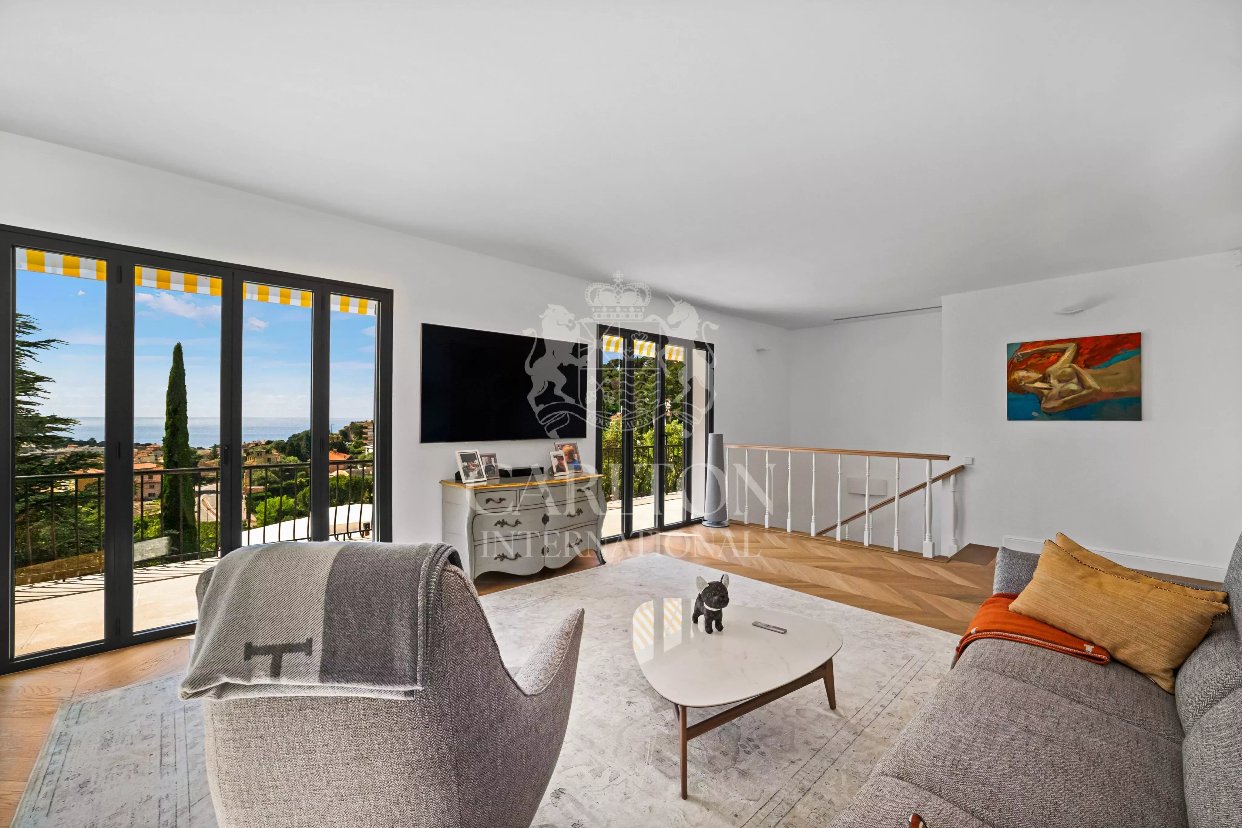 Propriété de charme avec vue mer panoramique et cadre privilégié proche Monaco