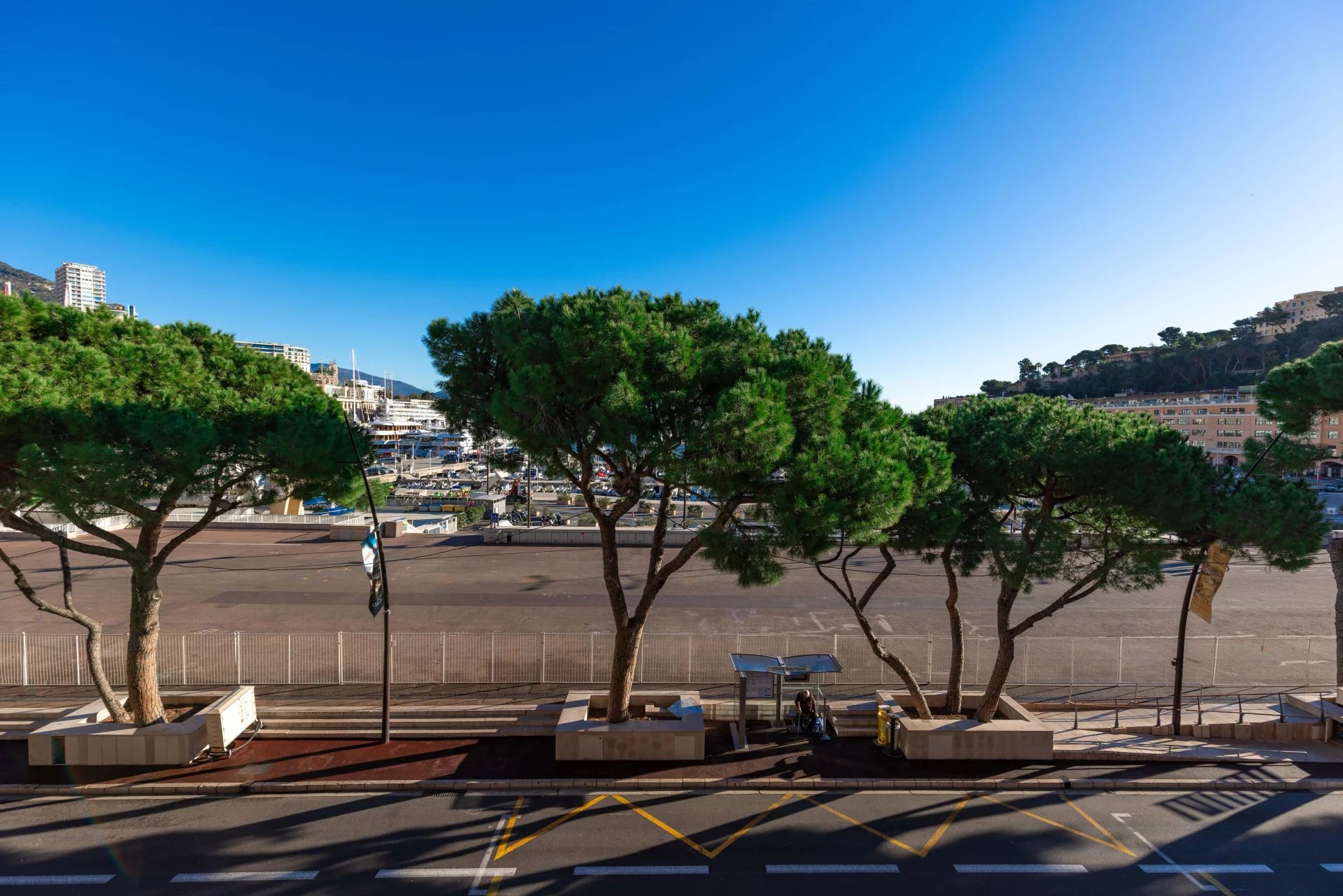 Appartement 3 pièces avec vue port et Grand Prix