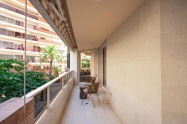 CHARMANT APPARTEMENT RENOVE