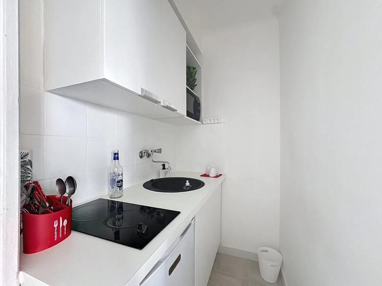 EXCLUSIVITÉ – CANNES BANANE – STUDIO - TERRASSE – 4e ÉTAGE – ASCENSEUR
