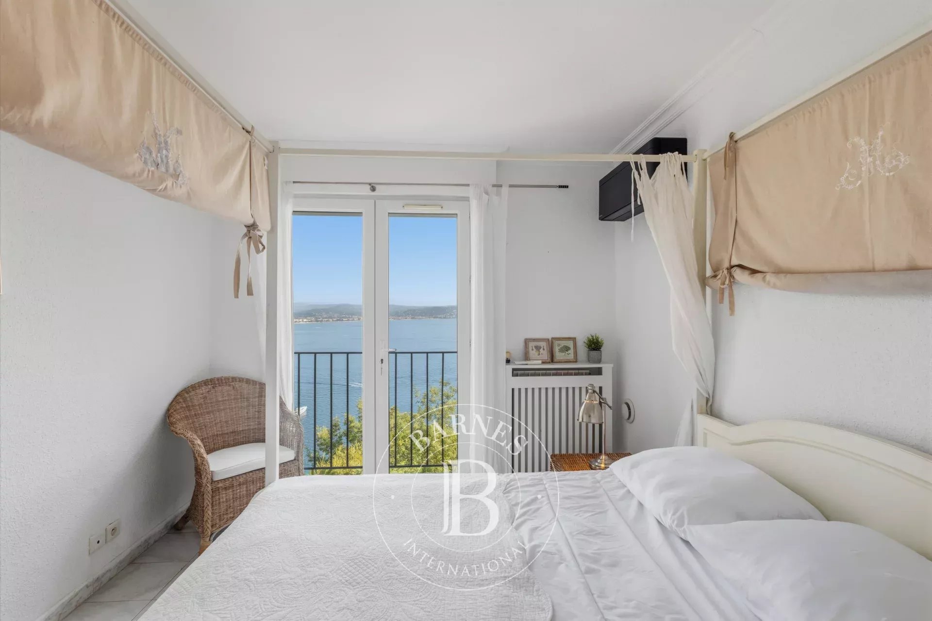 MAGNIFIQUE VILLA THEOULE SUR MER