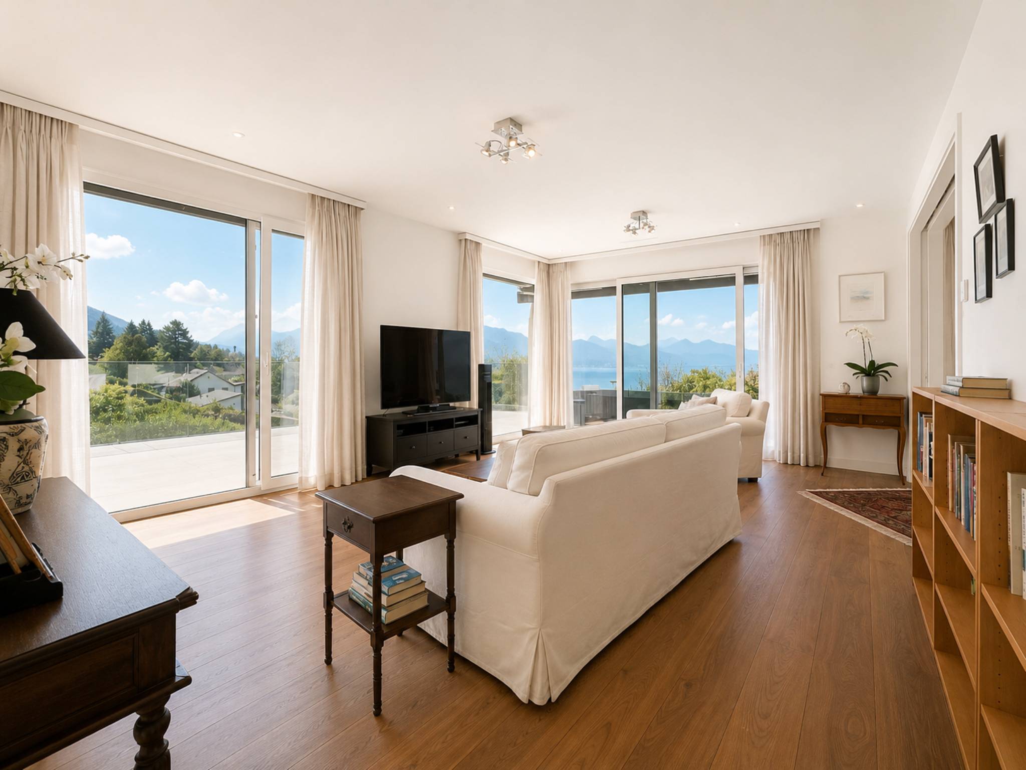 Appartement de standing de plus de 360 m2 avec vue sur le lac