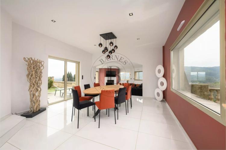 PROCHE MOUGINS - VILLA PROVENÇALE RENOVEE - VUE MER PANORAMIQUE