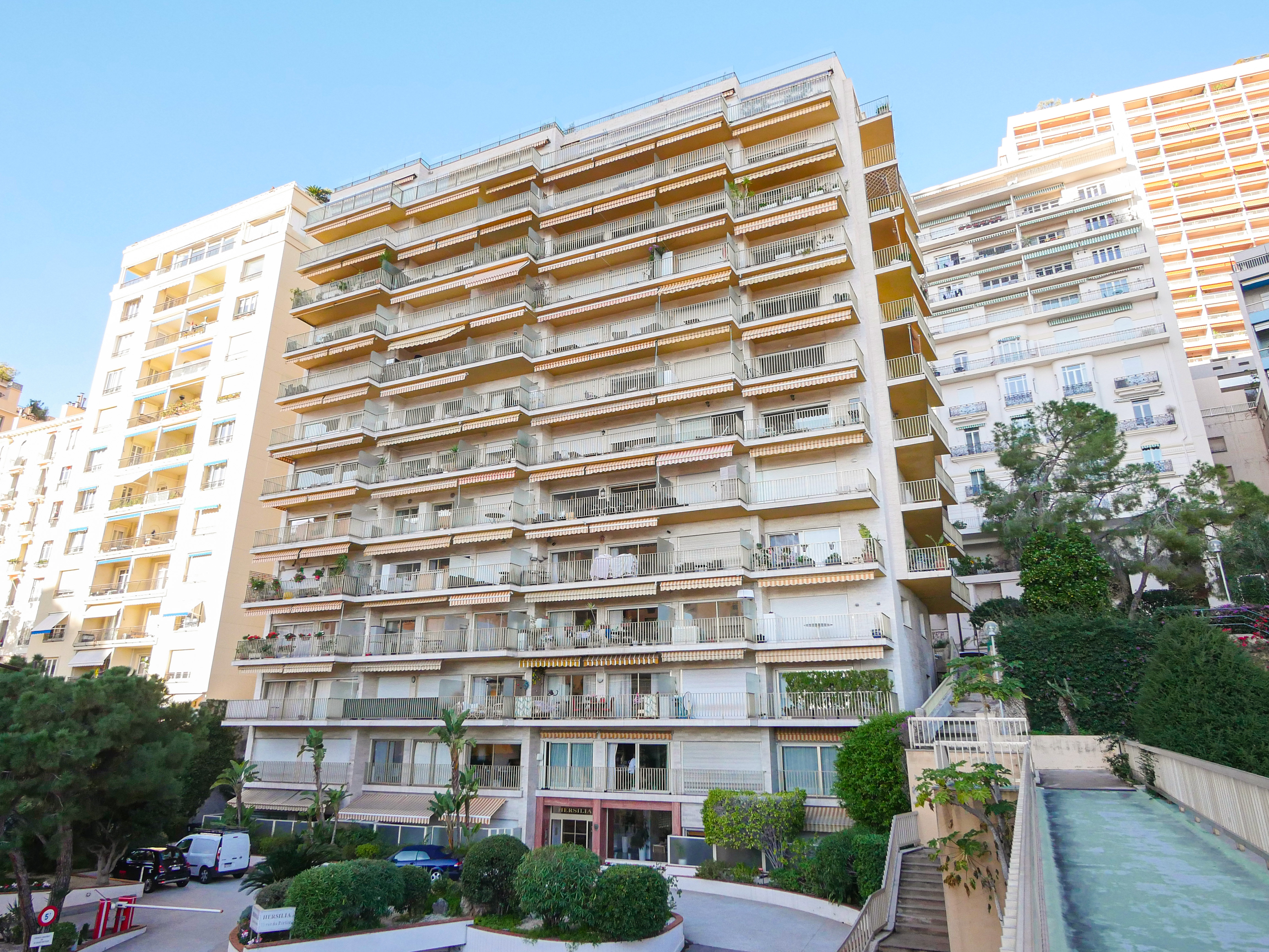 HERSILIA - STUDIO - PROCHE DES PLAGES - PROJET RÉNOVATION