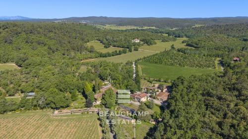 Domaine viticole d’Exception 11 chambres  - Aix-en-Provence