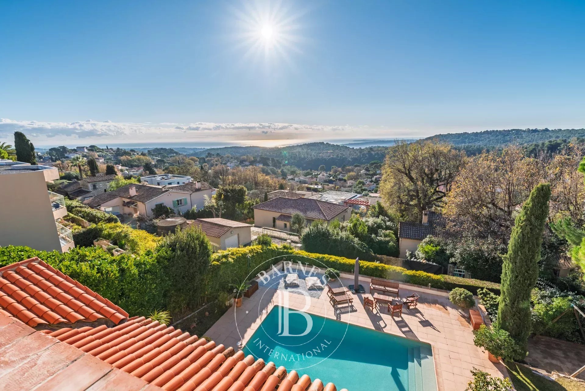 Vence – Propriété de prestige vue mer panoramique, piscine, centre-ville à pied