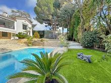 À VENDRE – VILLA D’EXCEPTION À CANNES – CALIFORNIE – VUE MER – PROCHE PLAGES