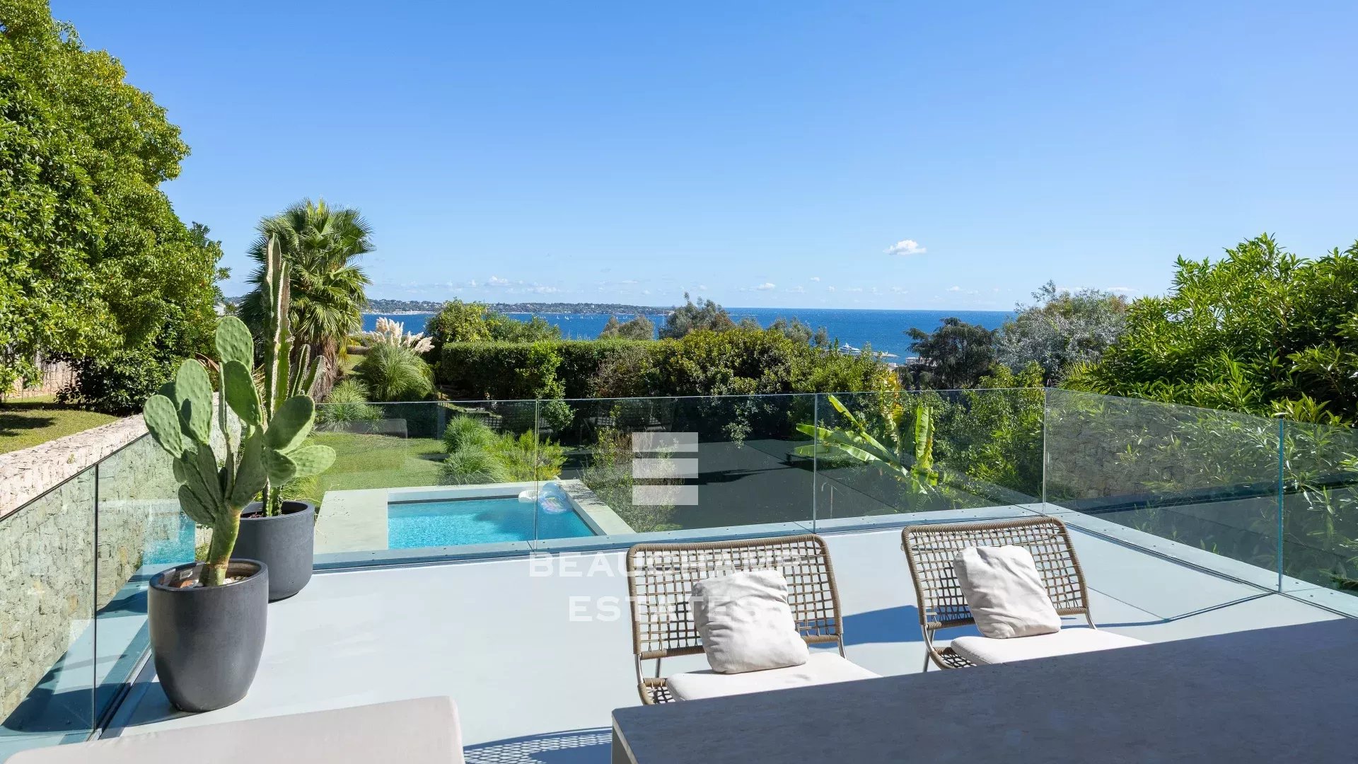 villa moderne avec vue mer panoramique - golfe juan