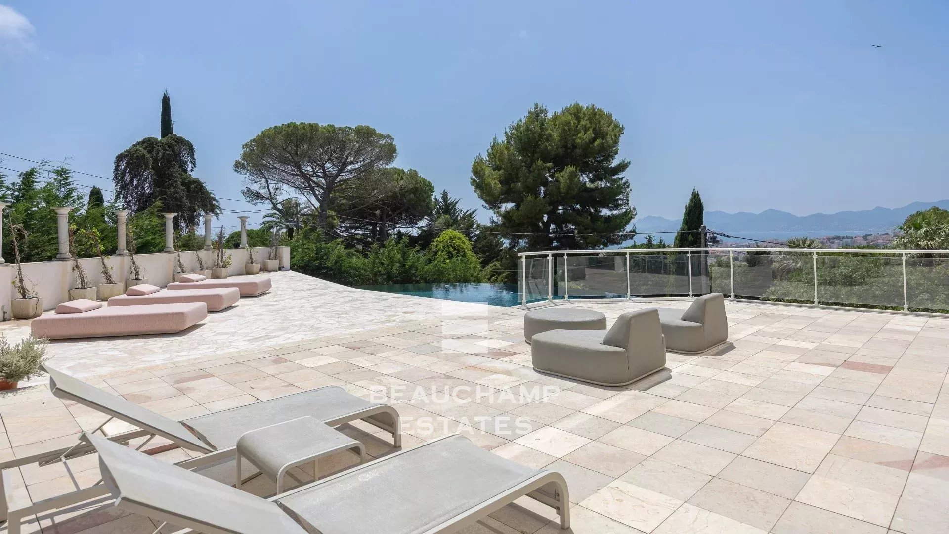 Villa moderne avec vue mer panoramique - Cannes Oxford