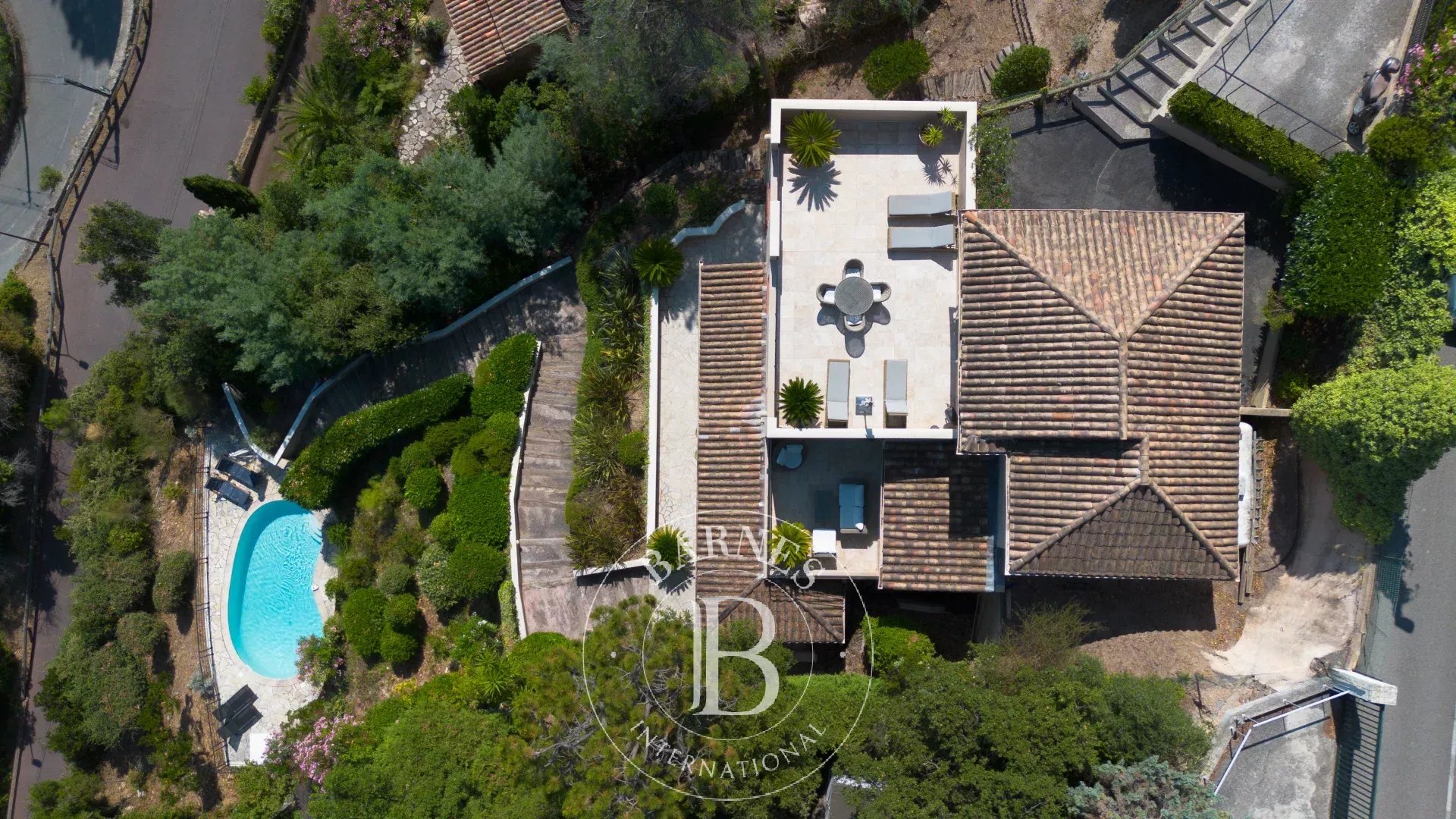 MAGNIFIQUE VILLA THEOULE SUR MER